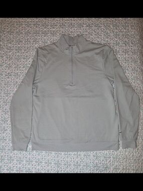 *NWOT* Nike Men's Sage Green Half-Zip Pullover